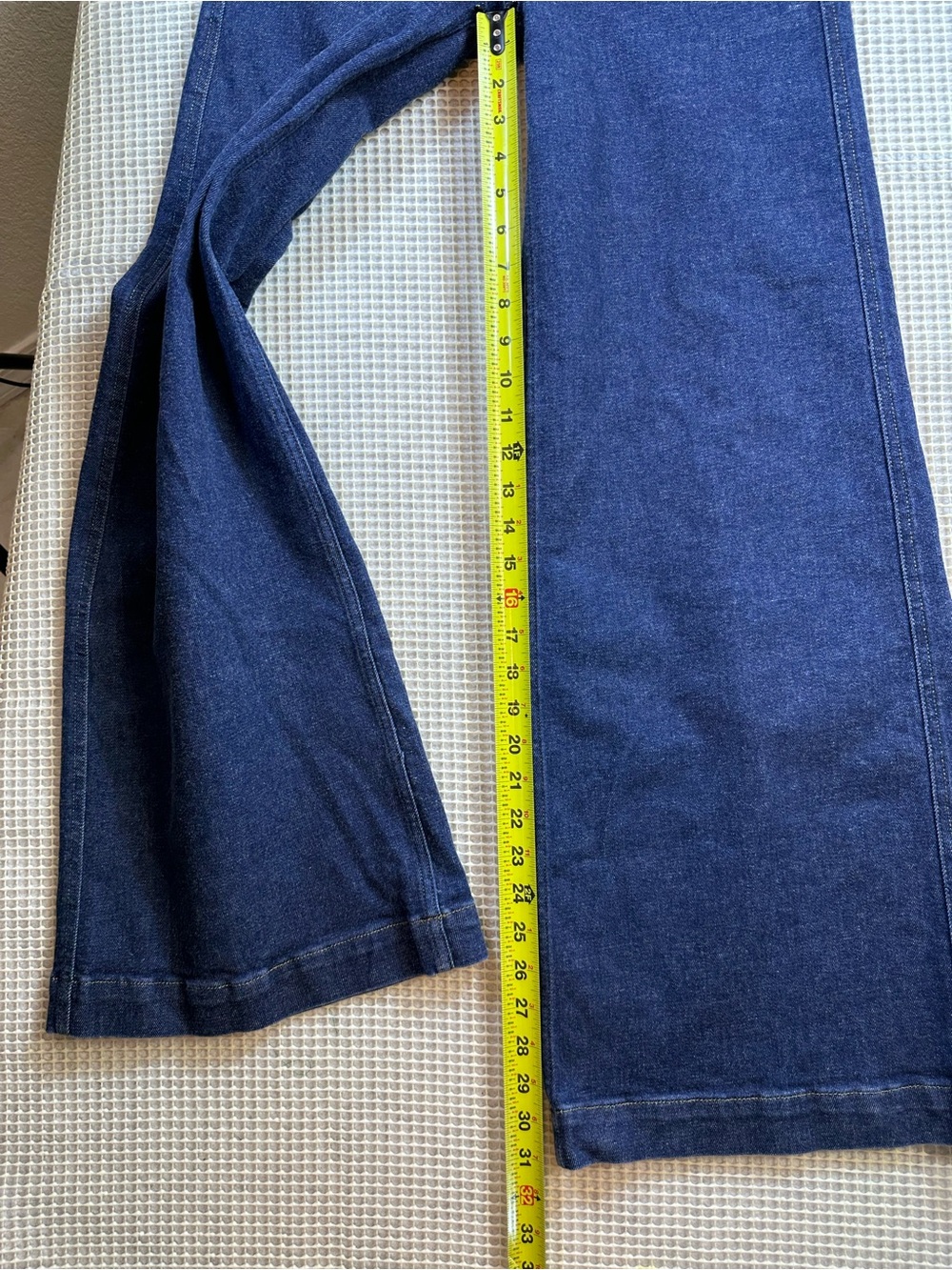 Spanx Wide Leg Jeans Raw Indigo Size Small - Picture 9 of 10
